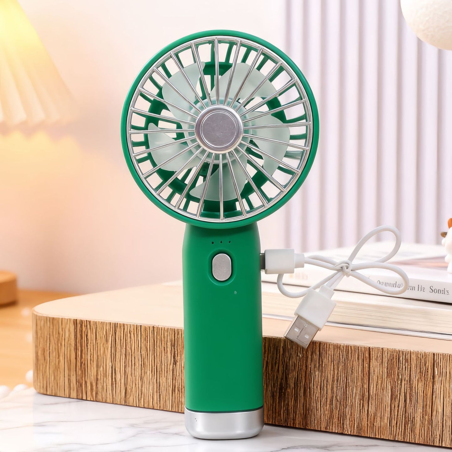 Damen Tragbarer Handventilator mit USB-Anschluss und ergonomischem Design Brehn