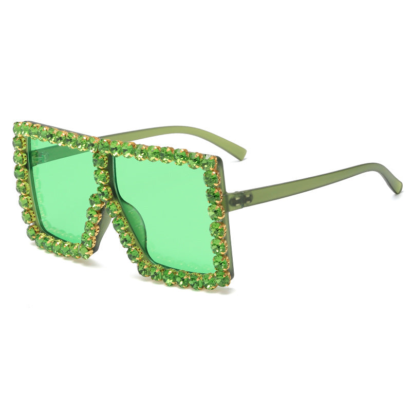 Damen auffällige quadratische Sonnenbrille mit funkelnden Applikationen Brehn