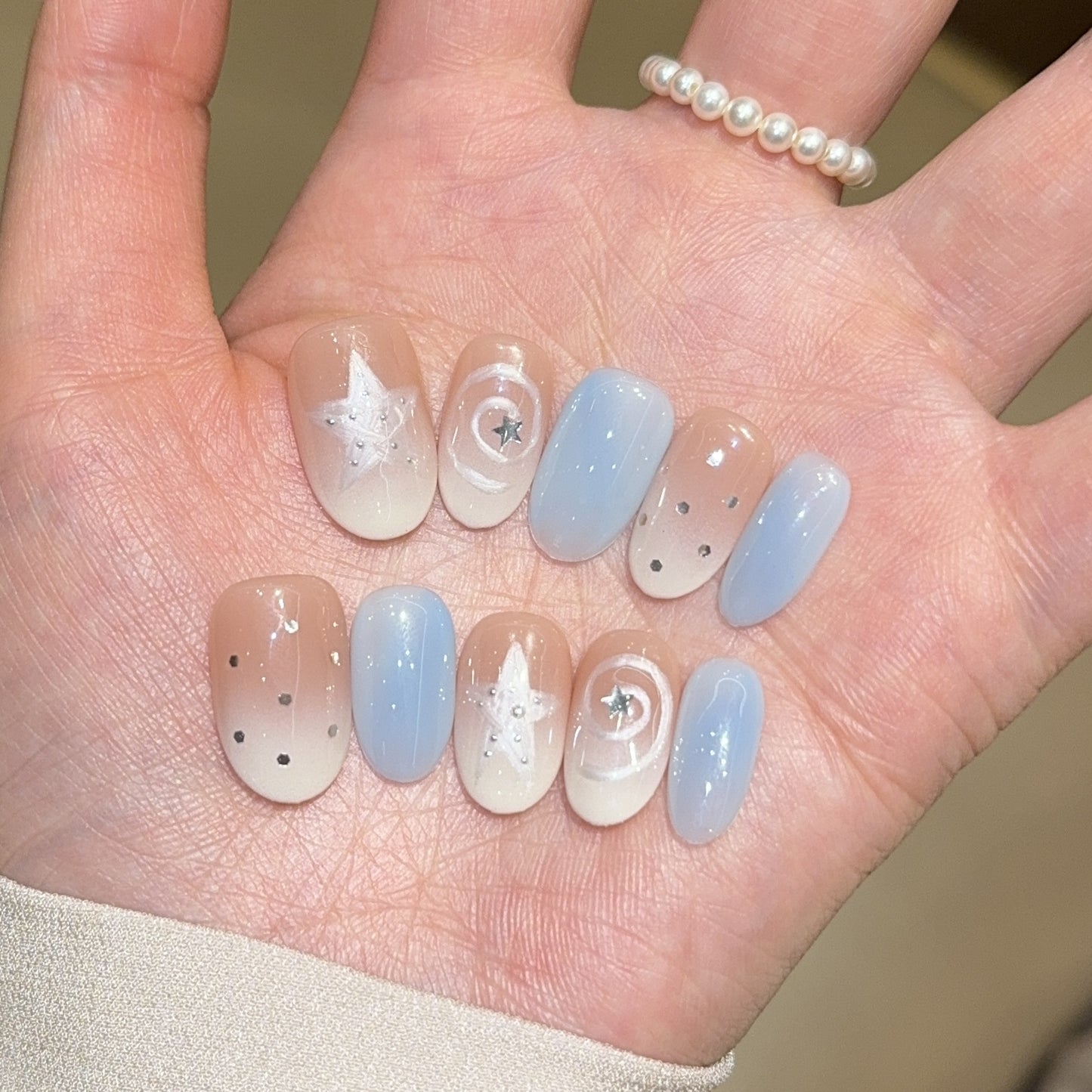 Künstliche Nagelspitzen Im Funkelnden Sternen-Design Brehn