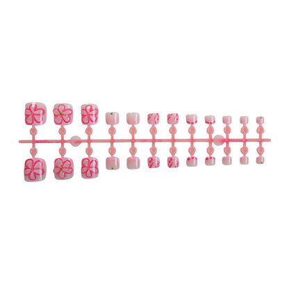 Kunstnagelset mit verspielten Blüten-Designs Brehn