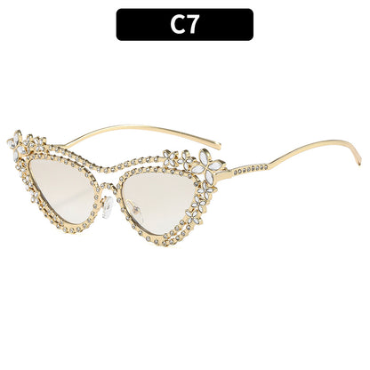 Blumenverzierte Katzenaugen-Sonnenbrille