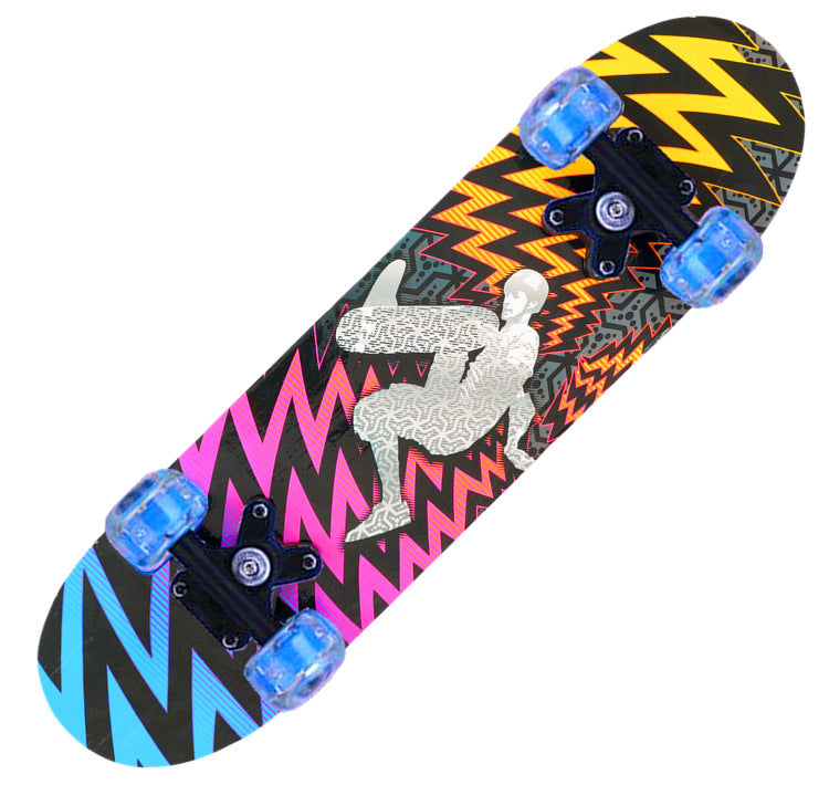 Mädchen Cartoon Charakter Mini Skateboard Brehn