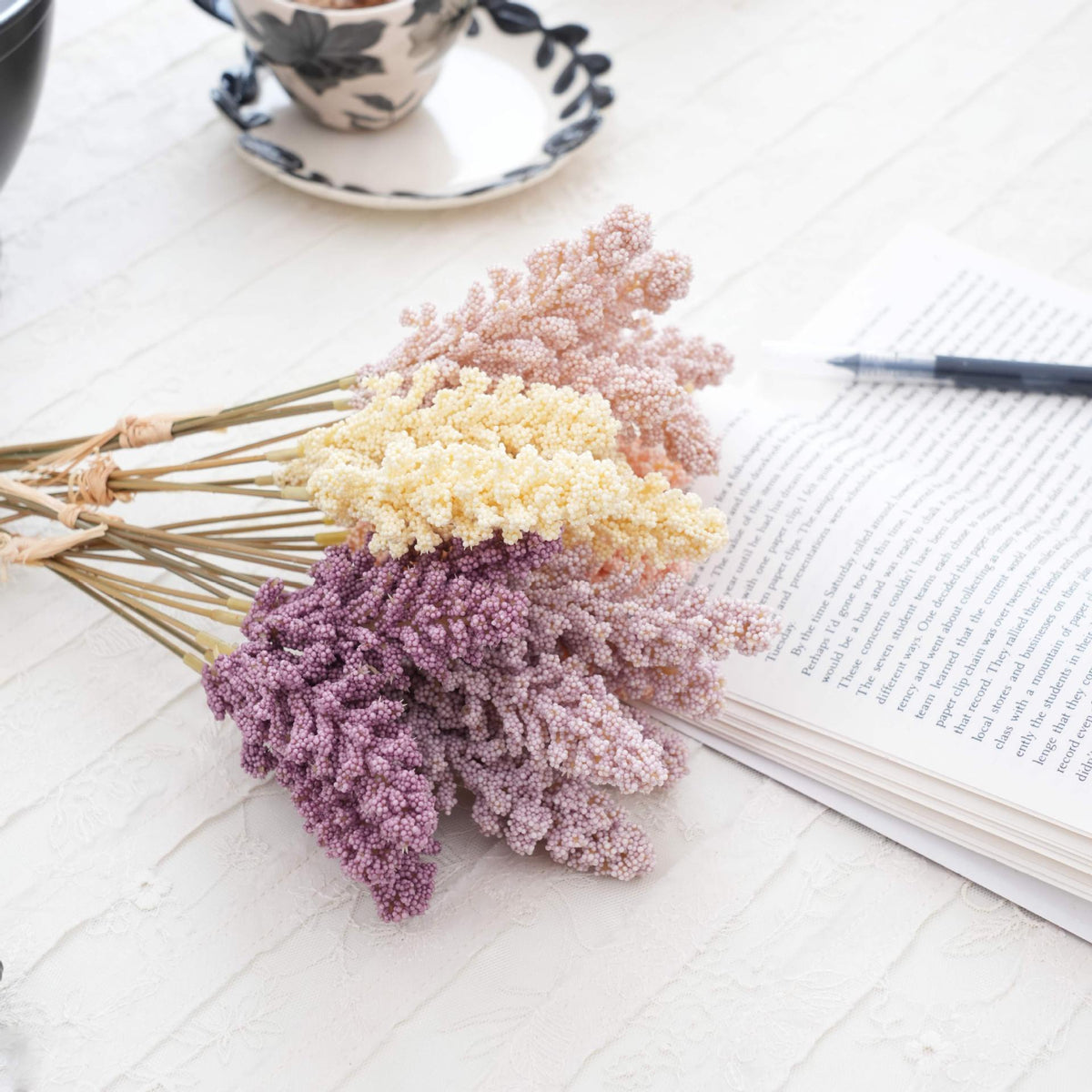 Faux Blumenarrangement