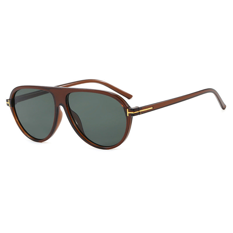 Damen stilvolle Sonnenbrille im aerodynamischen Design Brehn
