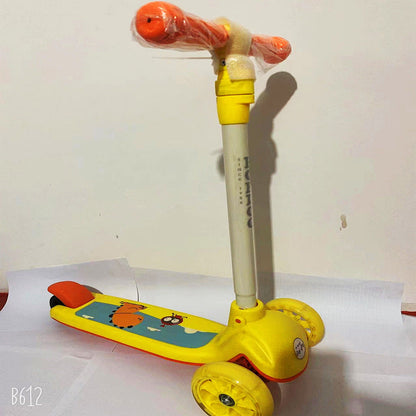 Stabil und farbenfroher Roller Brehn