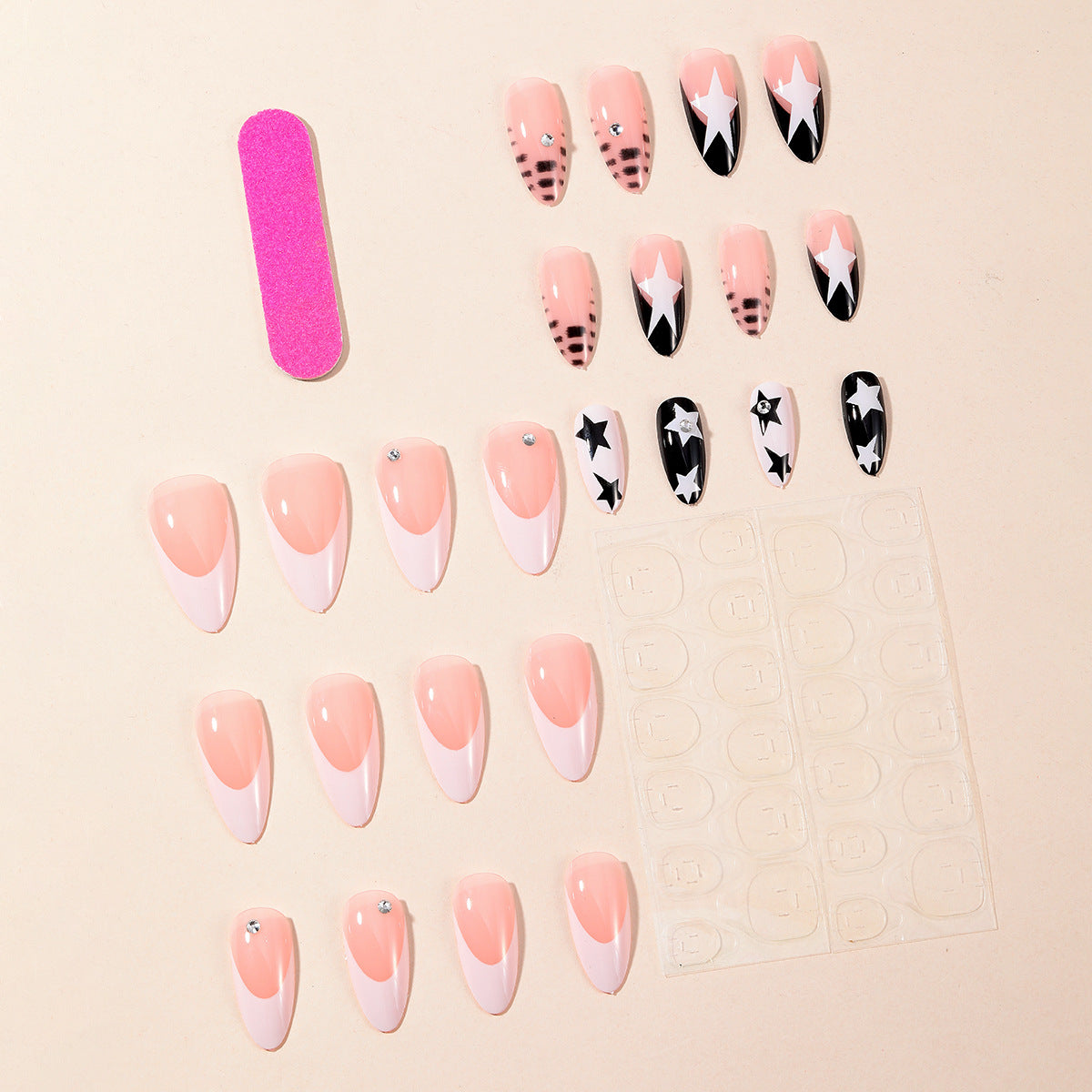Stern-dekorierte Stiletto-Nagelkunst-Erweiterungen Brehn
