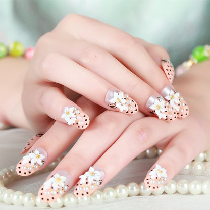 Blumenverzierte Press-On Nagelkunst Set
