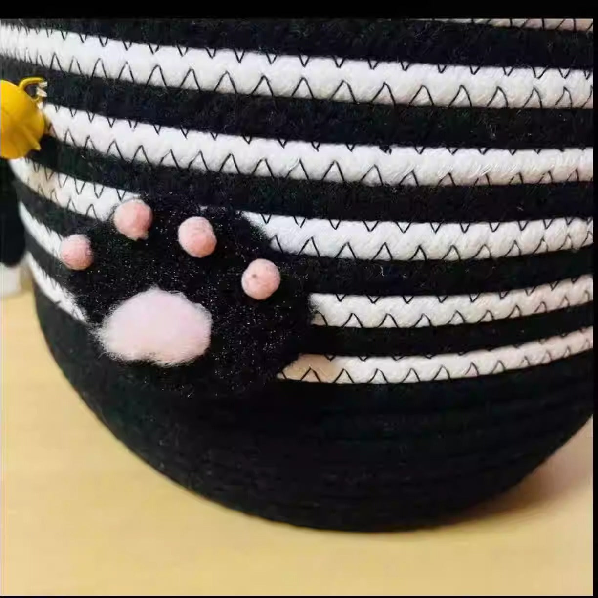 Lustiger Sitzpuff Im Pandadesign Brehn