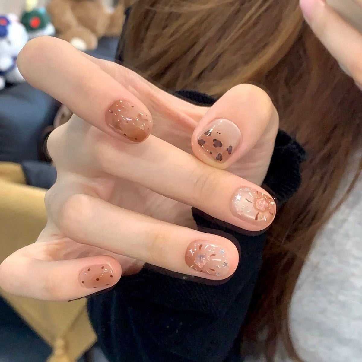 Artisan Floral Press-On Nail Set Brehn