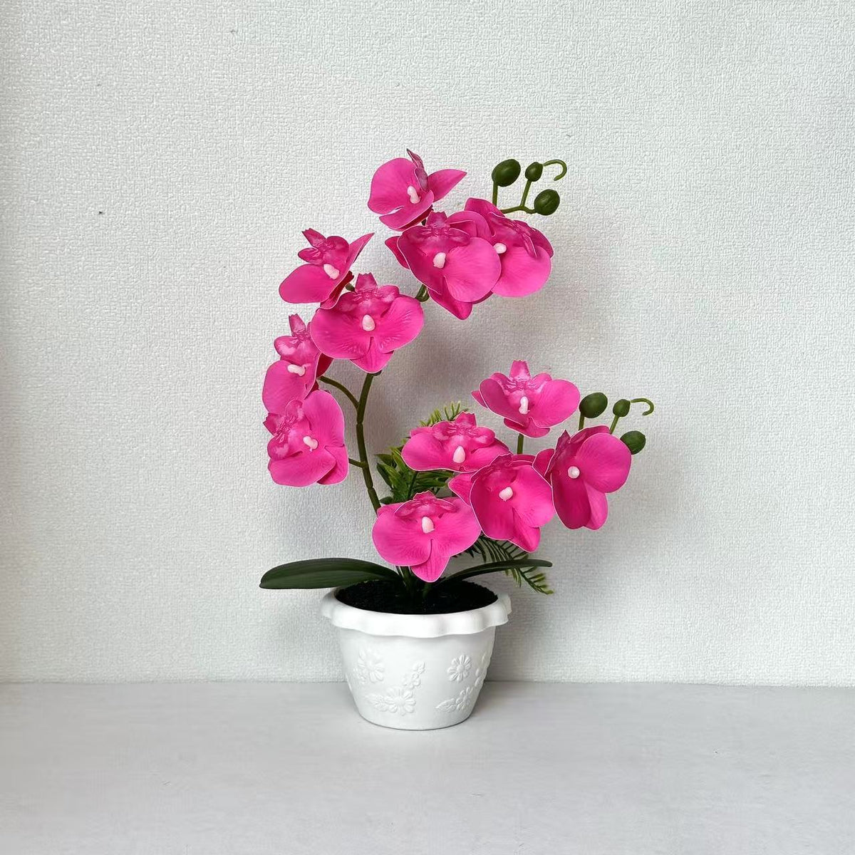 Elegante Künstliche Orchideen Blumenarrangement für die Innendekoration Zuhause