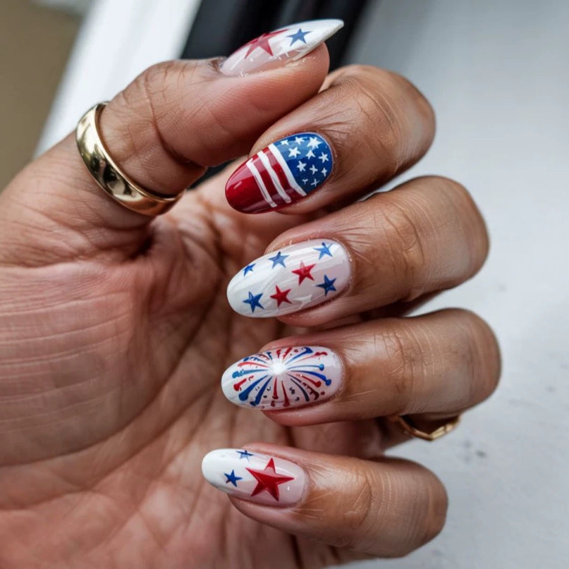Kreatives Nageldesign Brehn