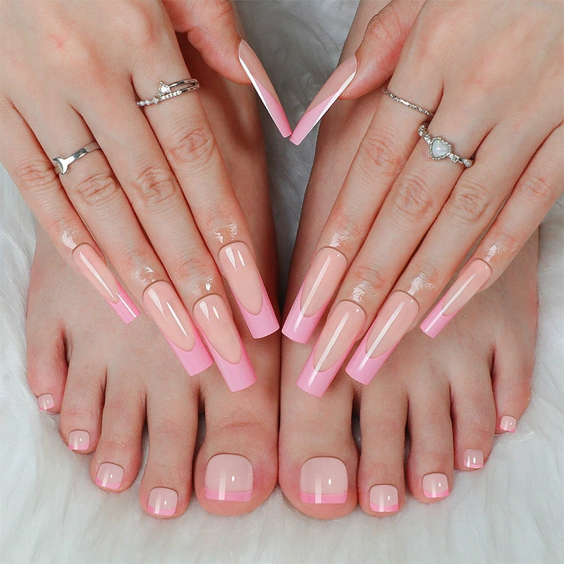 Stylisches Press-On-Nagelset mit elegantem französischen Spitzen-Design Brehn