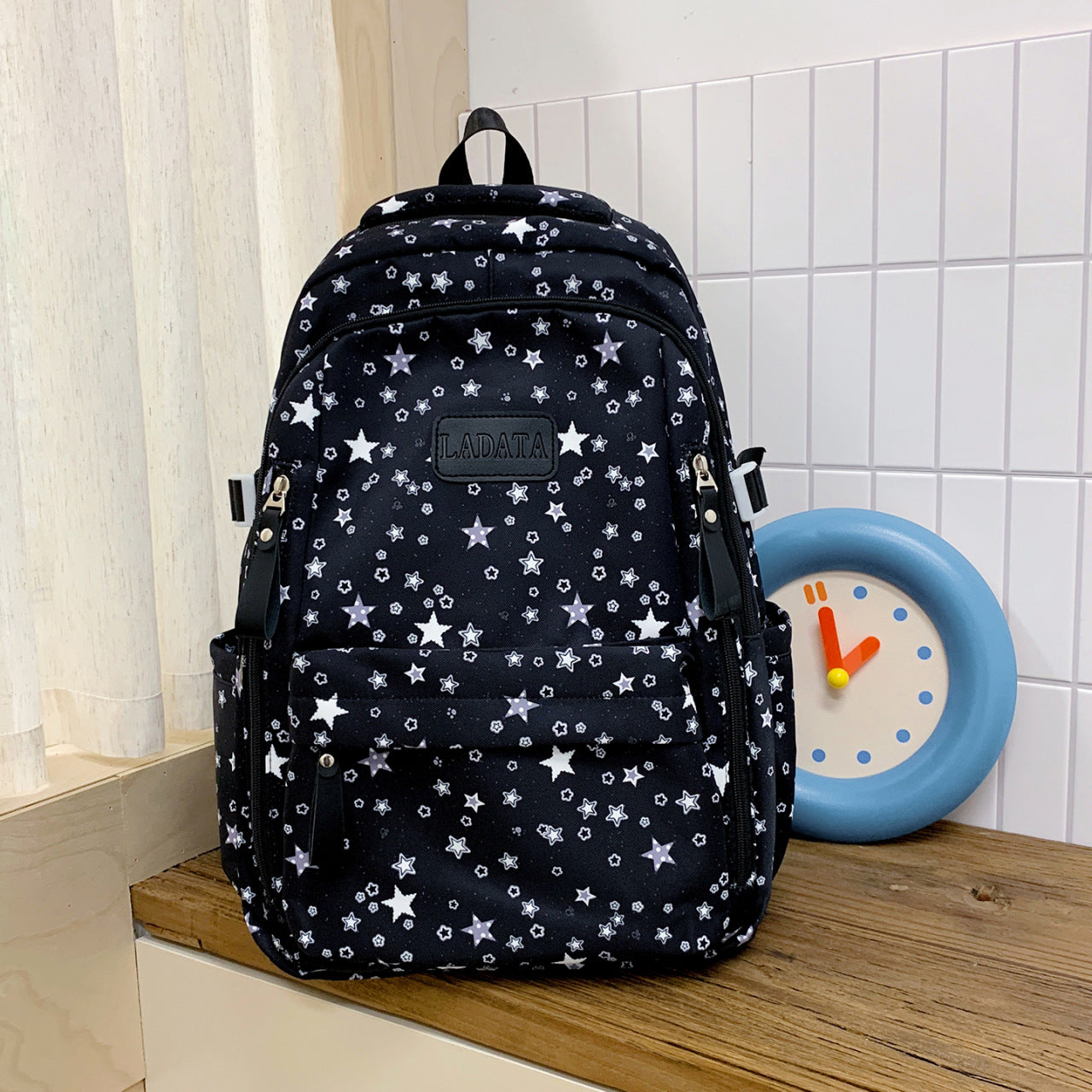 Multifunktionaler Rucksack mit Sternenmuster
