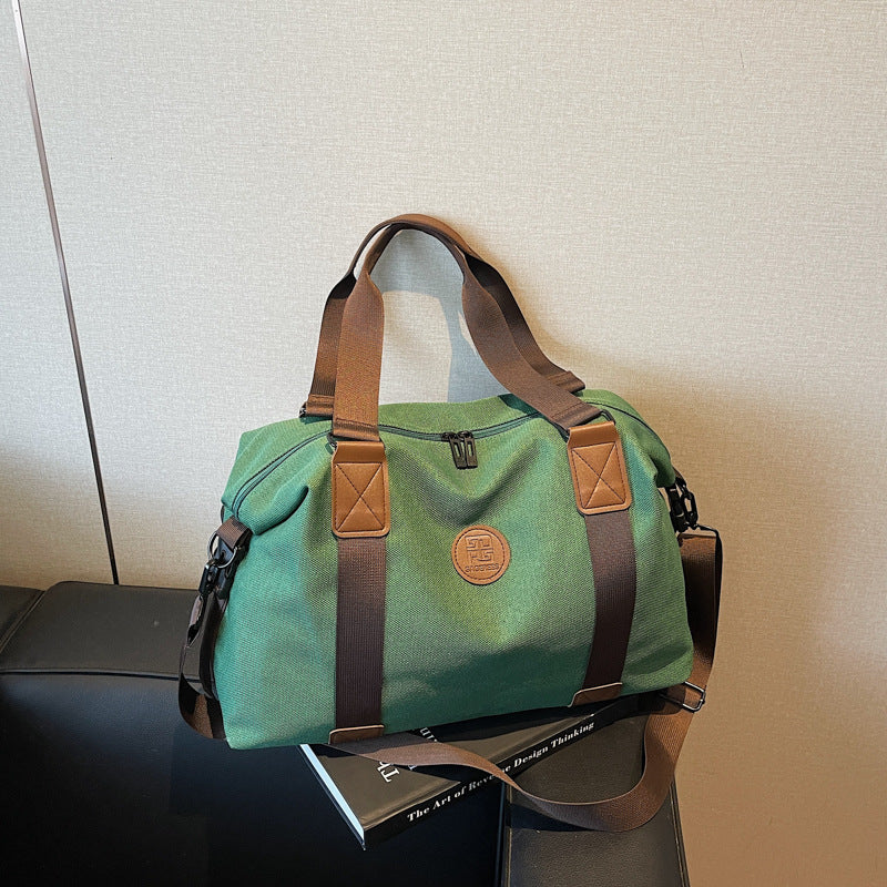 Sportliche Duffel-Tasche Mit Mehreren Fächern Und Verstellbarem Schulterriemen Brehn