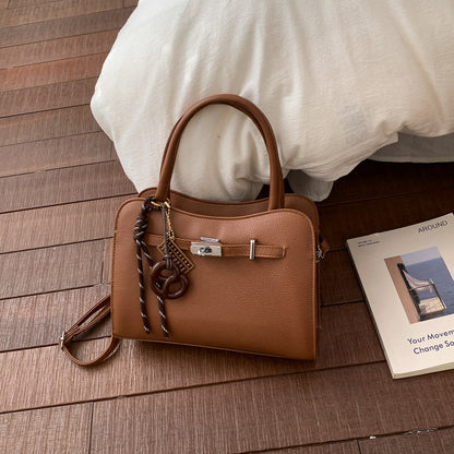 Elegante handgefertigte strukturierte Handtasche