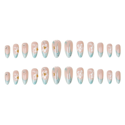 Künstlerisches Florales Press-On Nageldesign Set