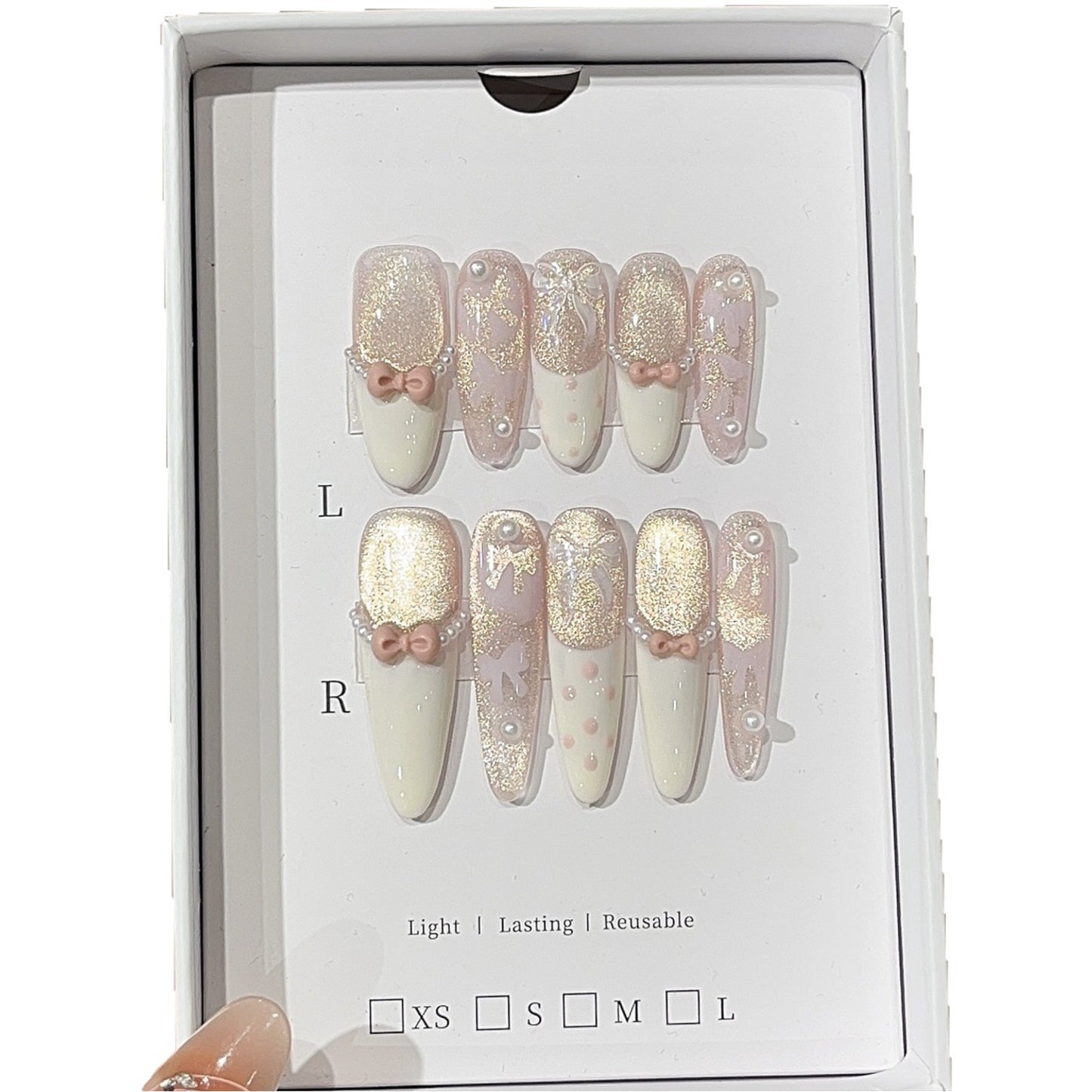 Dekoratives 3D Nagelkunst Press-On Set Brehn
