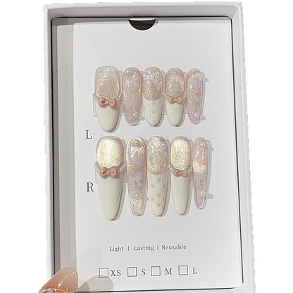 Dekoratives 3D Nagelkunst Press-On Set Brehn