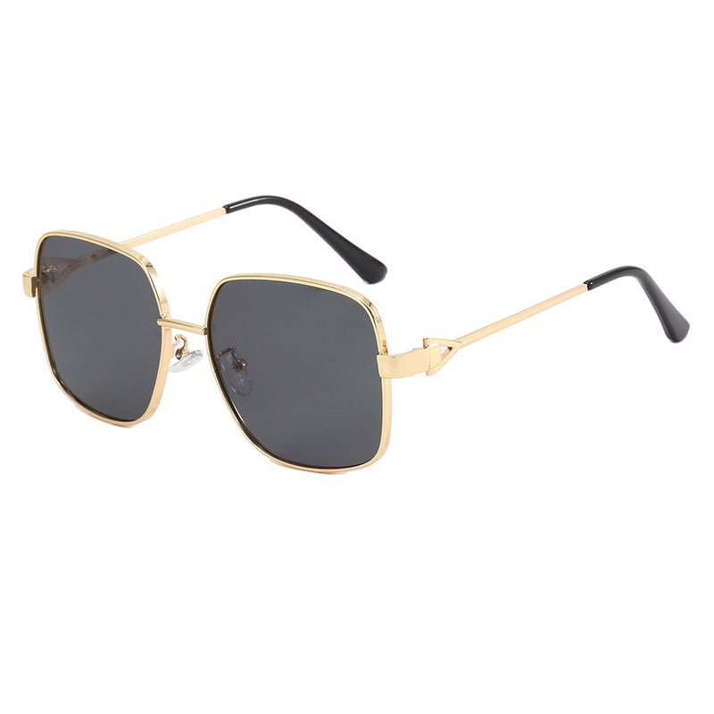 Damen quadratische Sonnenbrille mit modischem und robustem Gestell Brehn
