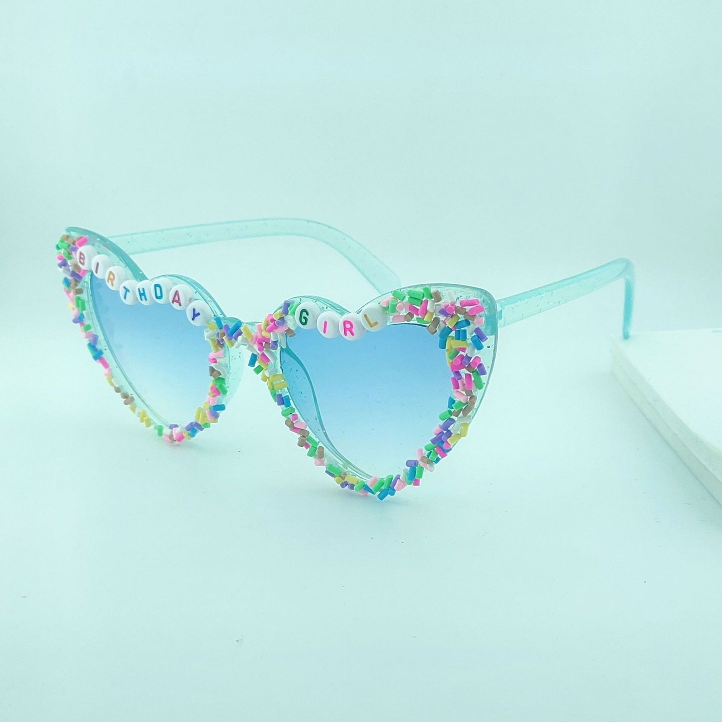 Damen Herzförmige Sonnenbrille mit außergewöhnlichem Dekor Brehn