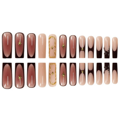 Elegante Designer-Nagelkunstverlängerungen Brehn