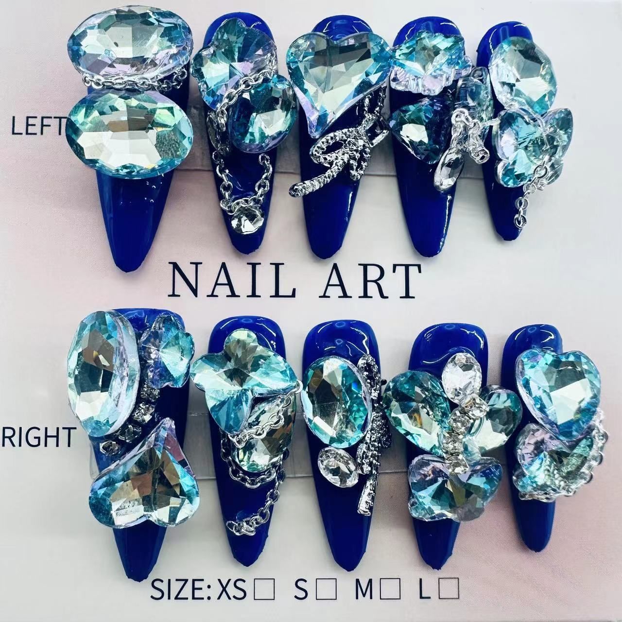 Glamouröse Nagelkunst mit Kristall- und Perlenakzenten Brehn