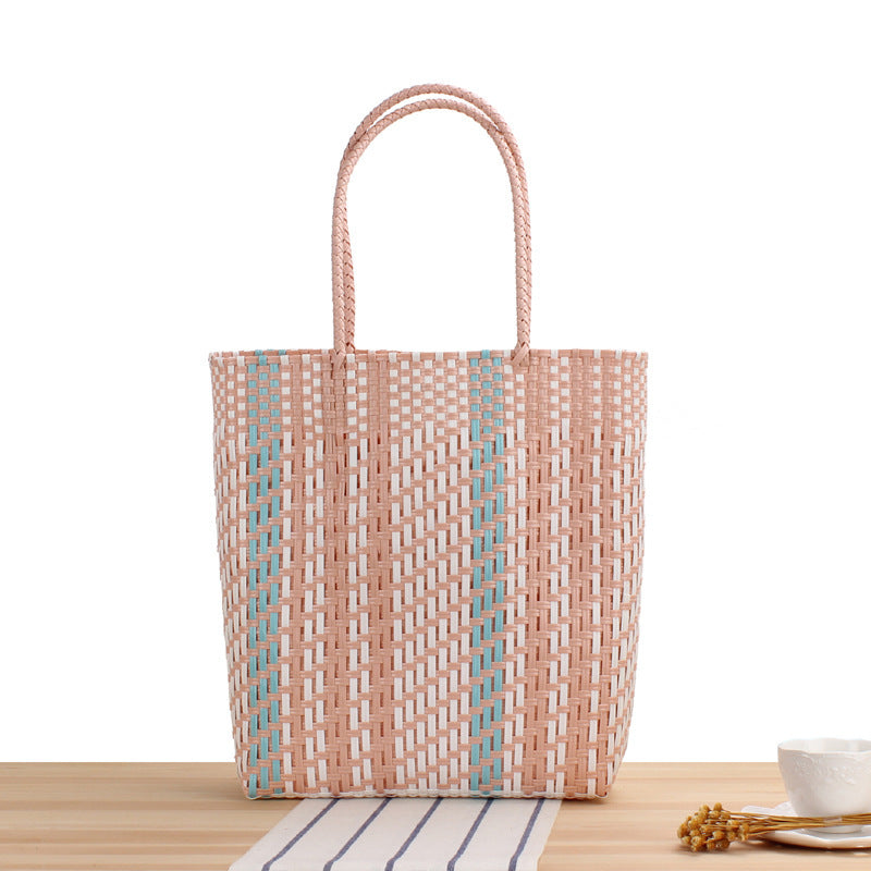Geflochtene Tragetasche mit Farbenfrohem Design und Stabilen Griffen Brehn
