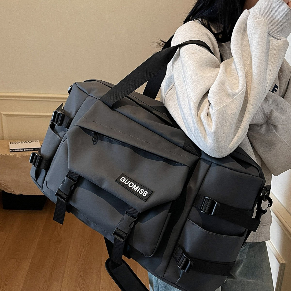 Multifunktionale Sport- Und Reisetasche Mit Robustem Design Brehn