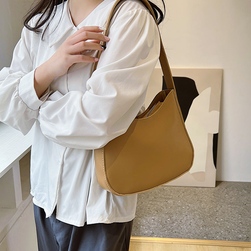 Minimalistische Leder Umhängetasche Brehn