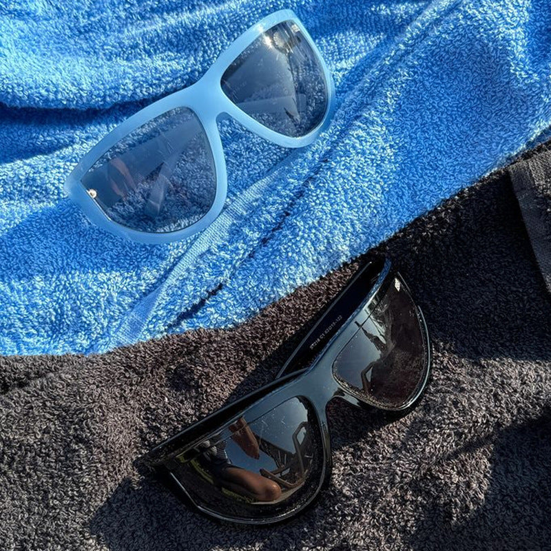 Damen futuristische Sonnenbrille mit sportlichem Design und flexiblen Gläsern Brehn