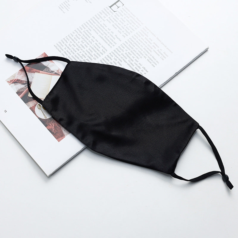Hautfreundliche Seidenmaske Brehn