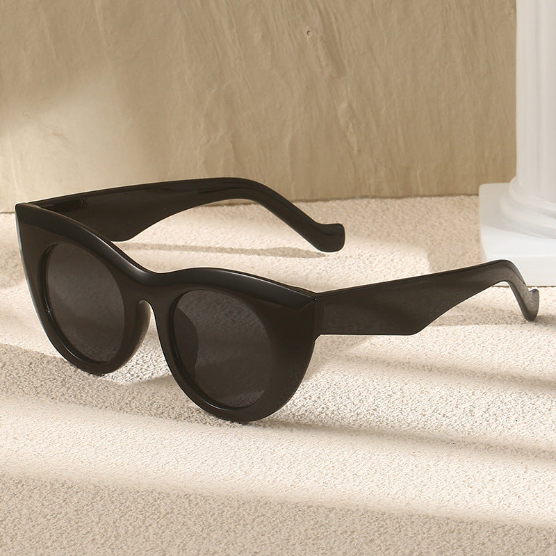 Damen Cat-Eye Sonnenbrille mit breitem Rahmen und UV-Schutz Brehn