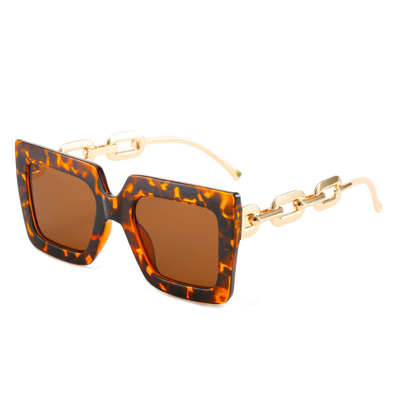 Damen Cat-Eye Sonnenbrille mit luxuriösem Design und Kettenrahmen Brehn
