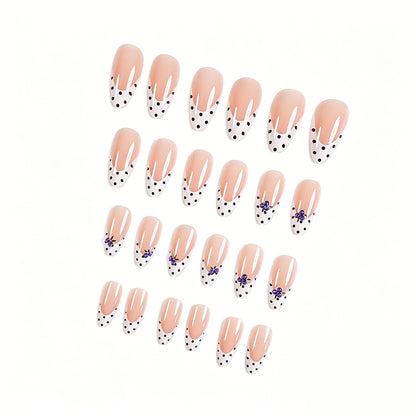 Komplettes Press-On Nagelkunst Set