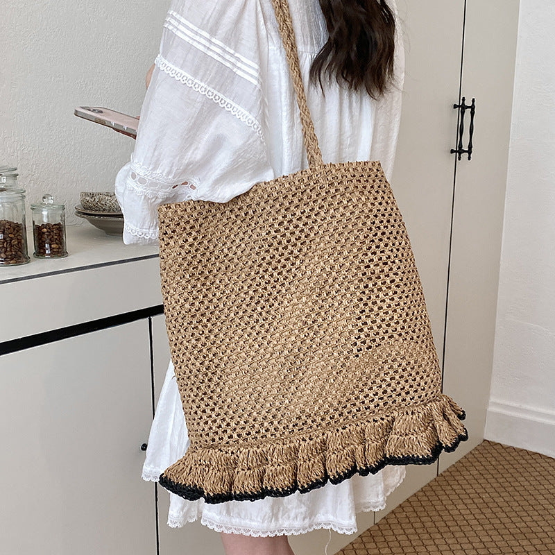 Handgefertigte Basttasche mit Fransigem Saum Brehn