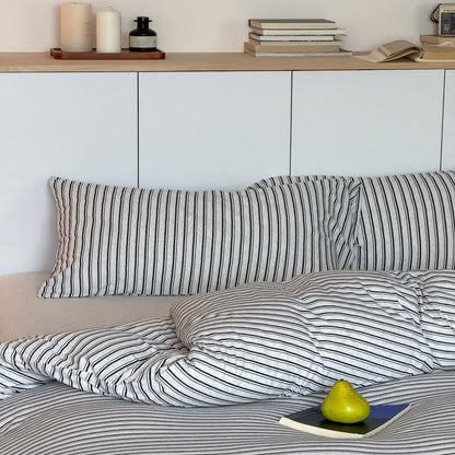 Entspannt-Stripe Gewaschenes Baumwoll-Leinen Bettdeckenbezug-Set mit Verstecktem Verschluss & Kissenbezügen