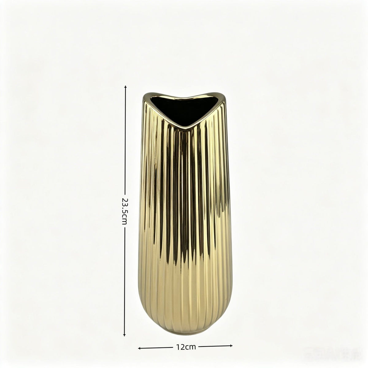 Moderne gerippte keramische Vase
