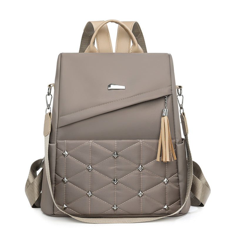 Stylische gesteppte multifunktionale Rucksack