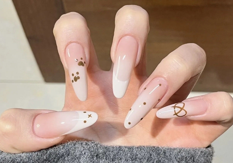 Elegantes Nagelkunst Set Brehn