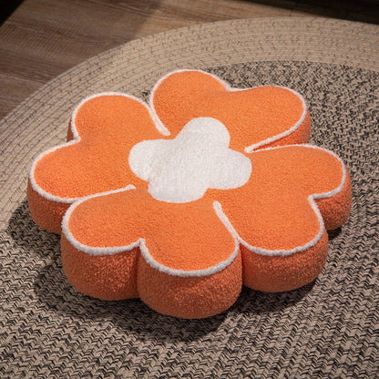 Gepolstertes Sitzkissen in Blumenform mit Kunstleder‑Mittelstück und flauschiger Randpolsterung