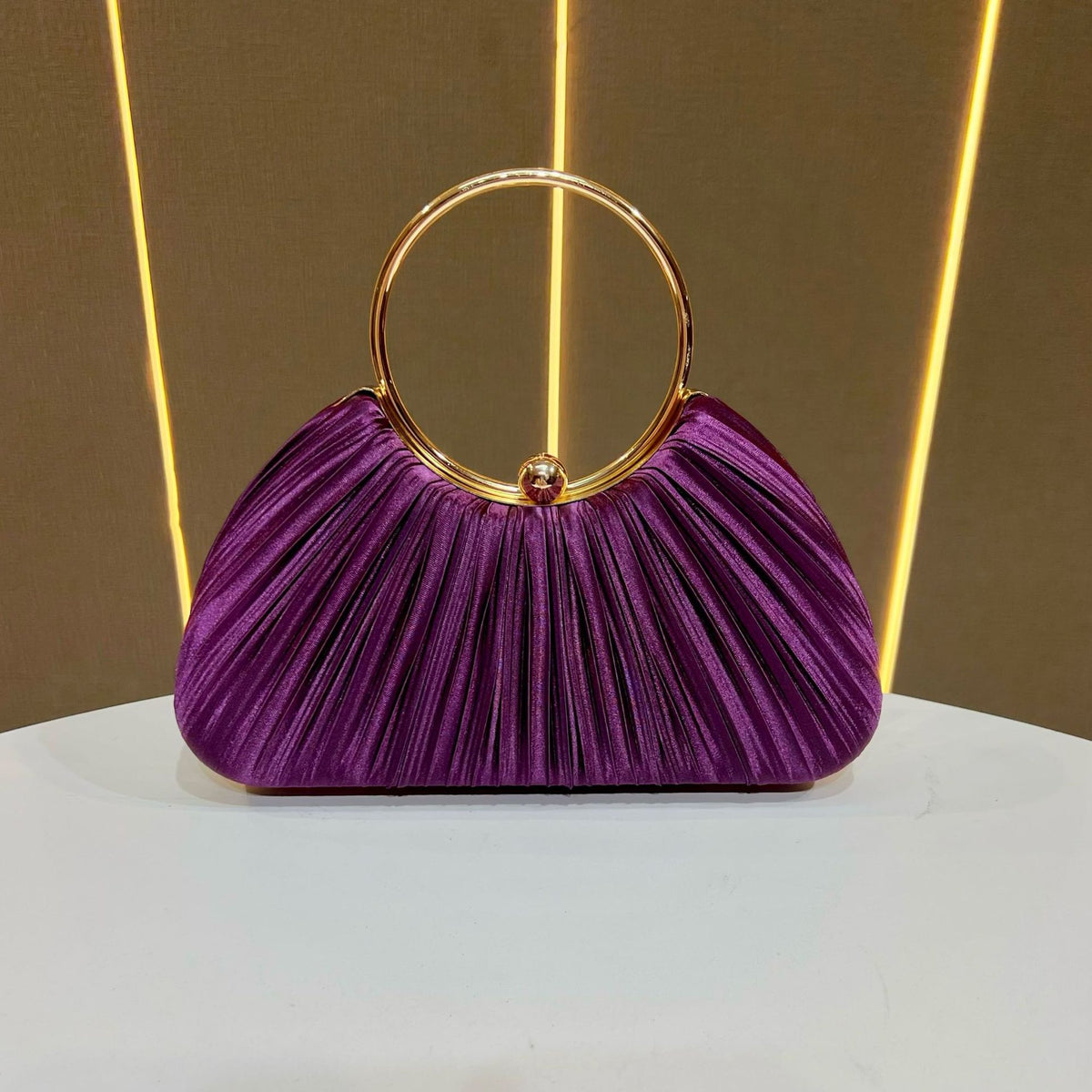 Faltbare Abendhandtasche mit Metallring