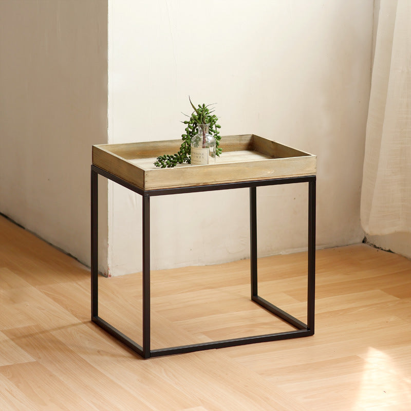 Moderner Beistelltisch mit Holztablett Brehn