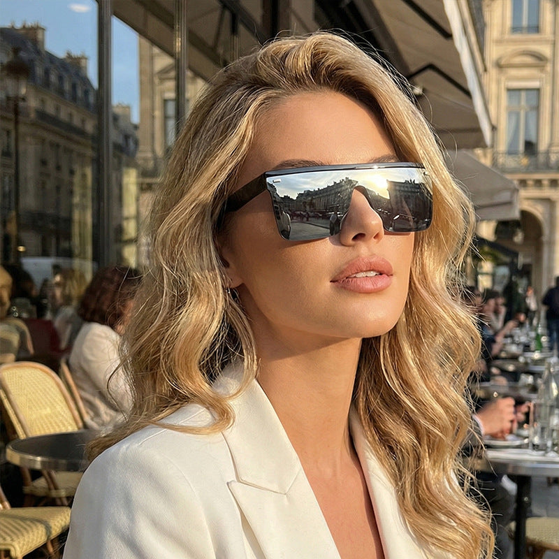 Damen Sportliche Oversized-Sonnenbrille mit modernem Rahmen Brehn