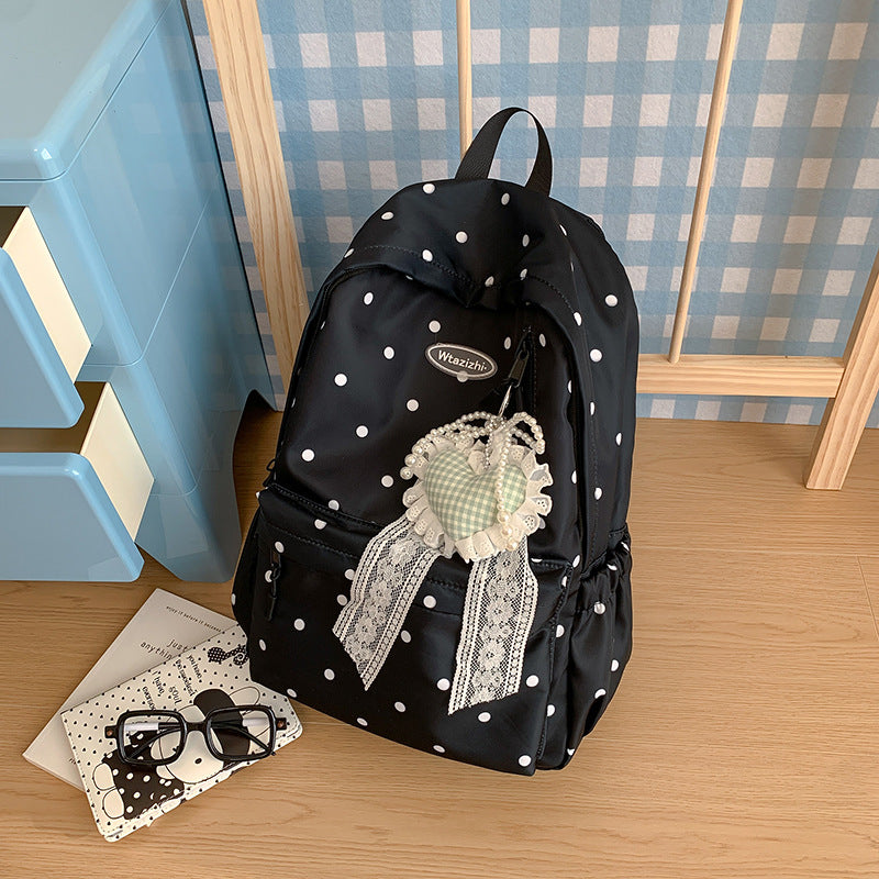 Dekorativer gepunkteter Rucksack