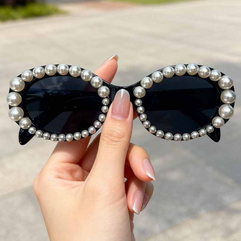 Dekorativer Perlenrahmen Sonnenbrille Brehn