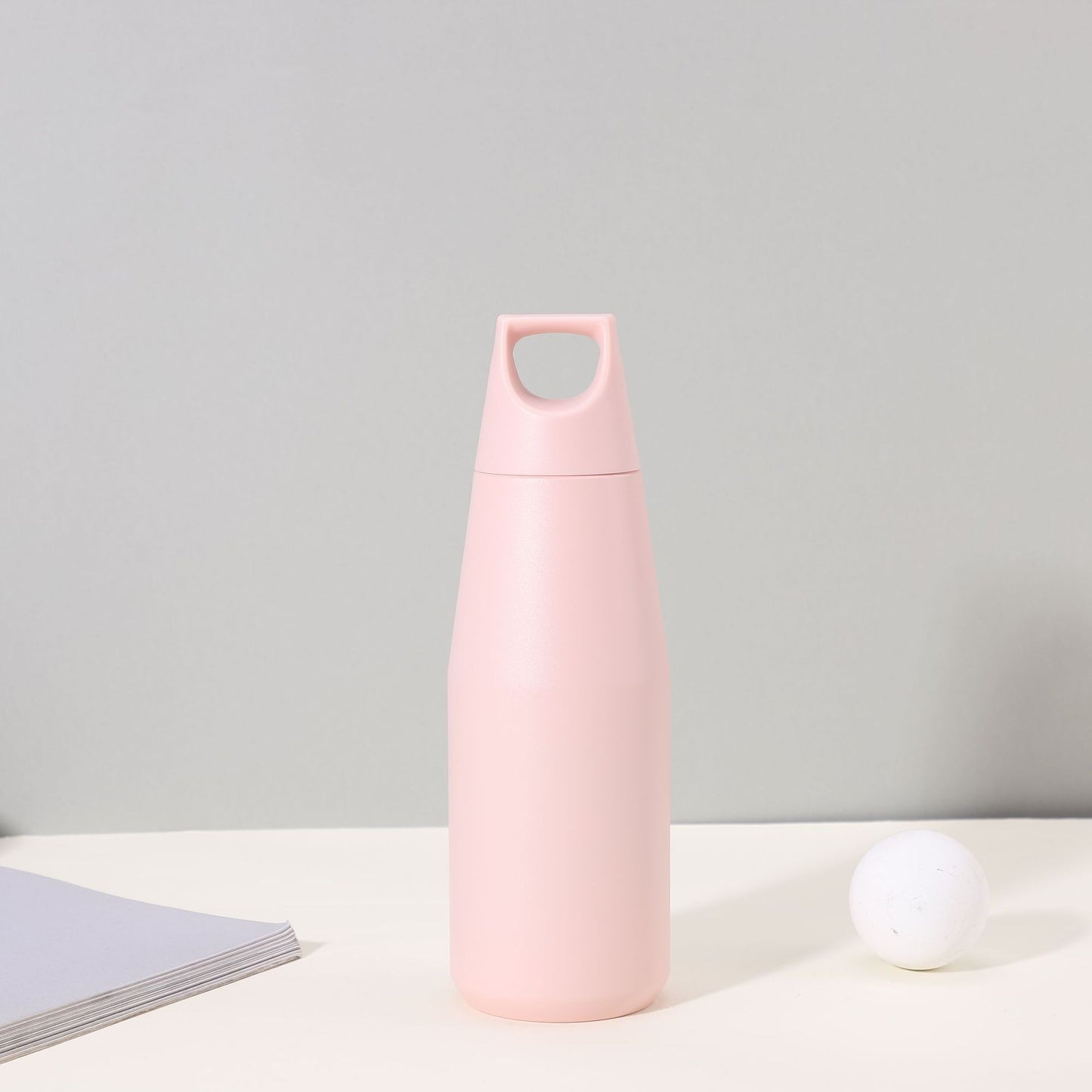Damen stylische Isolierflasche mit ergonomischem Tragegriff Brehn