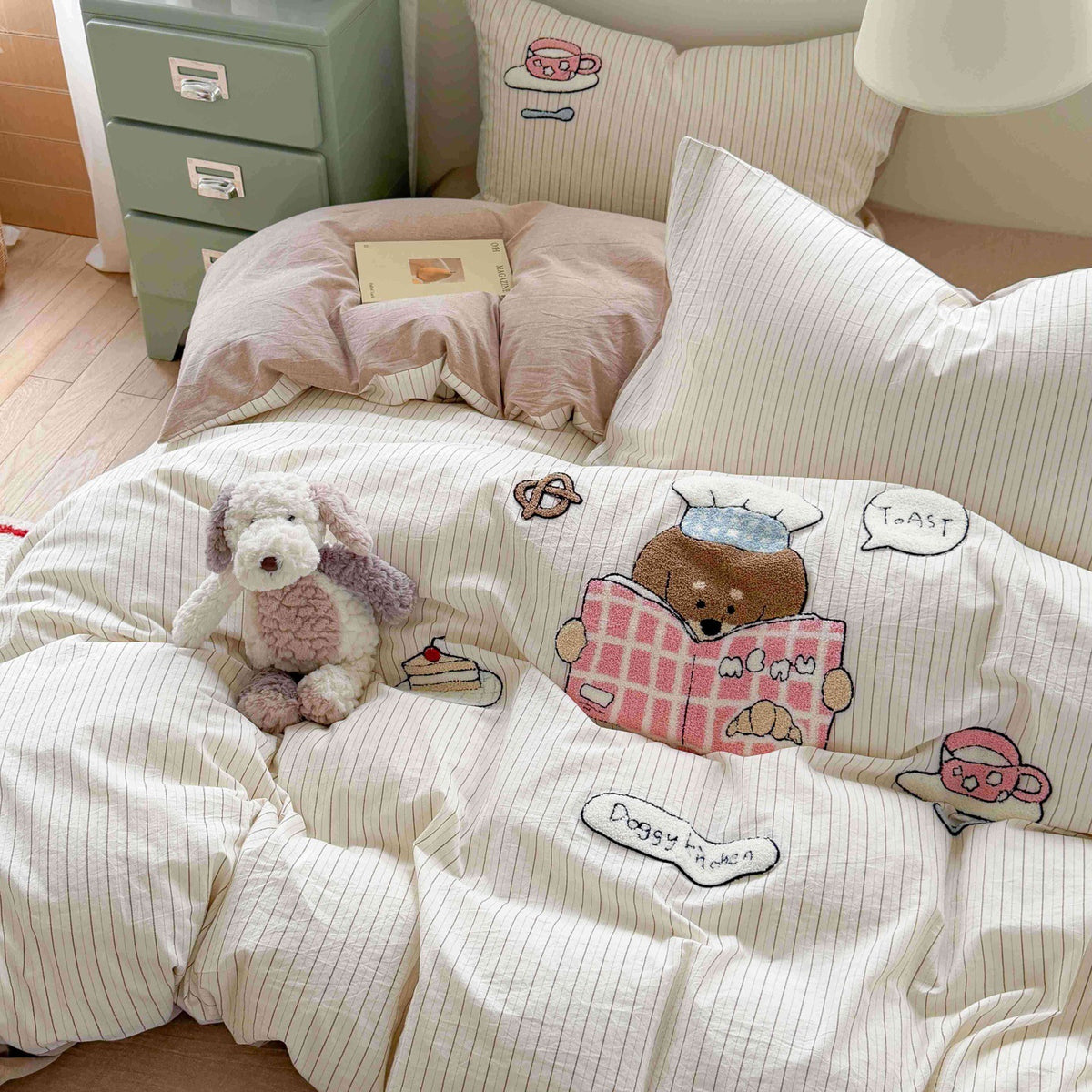 Bestickte Baumwoll-Bettdeckenbezug-Sets mit niedlichem Bären-Patchwork