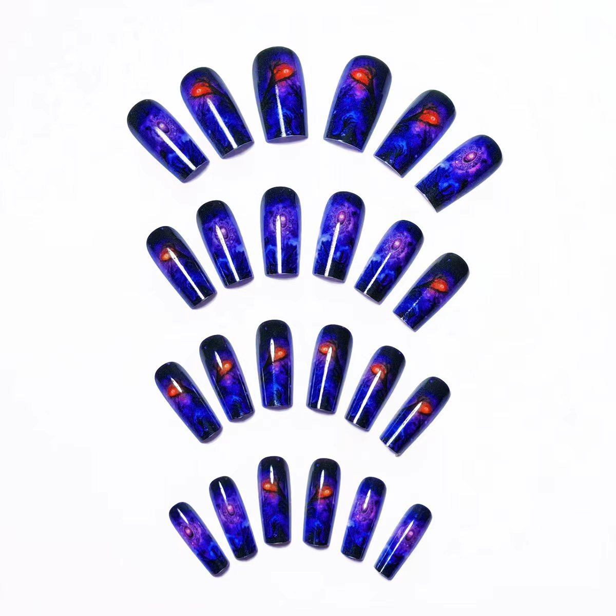 Kreatives und Mystisches Nageldesign Brehn