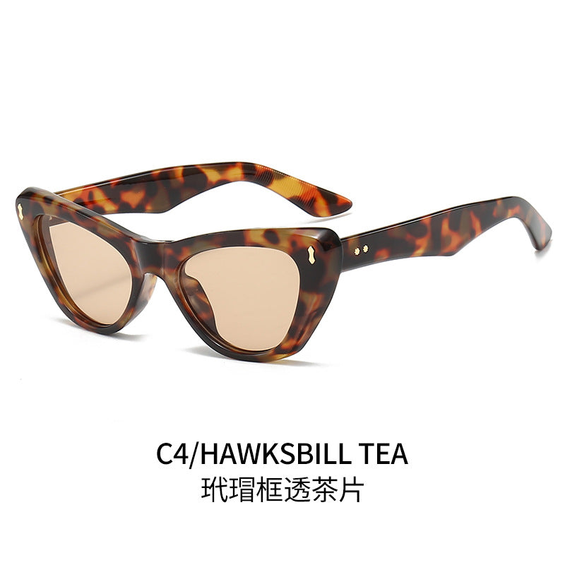 Damen Cat-Eye Sonnenbrille mit eleganten akzentuierten Rahmen Brehn