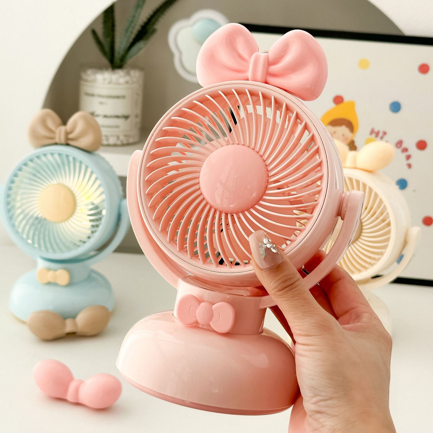 Unisex Tragbarer Tischventilator mit verspieltem Design und einstellbarer Neigung Brehn